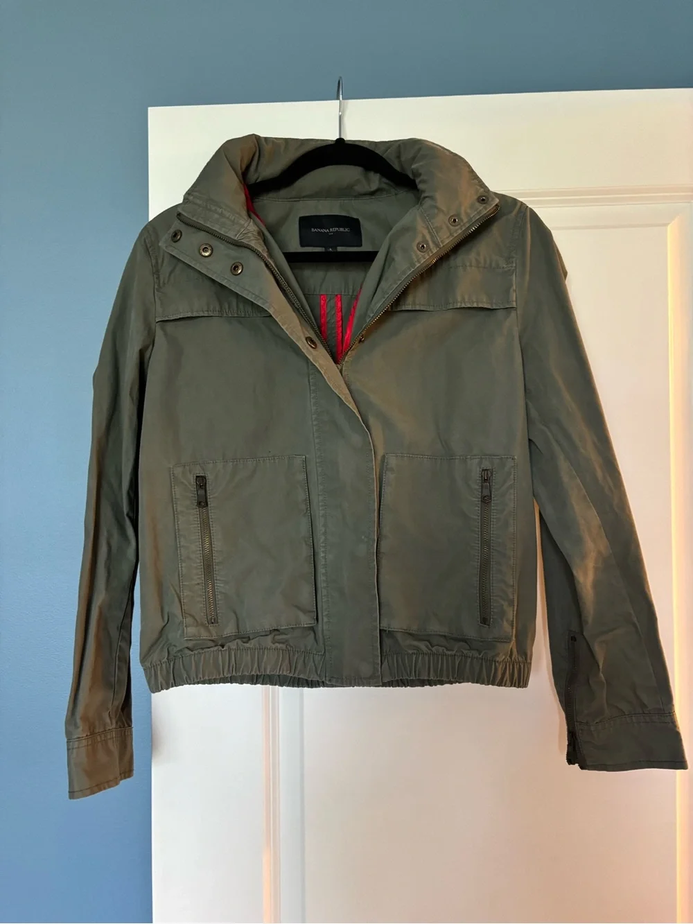 Banana Republic Olive Green Bomber Jacket Utility Zip Stowaway Hood Size Small